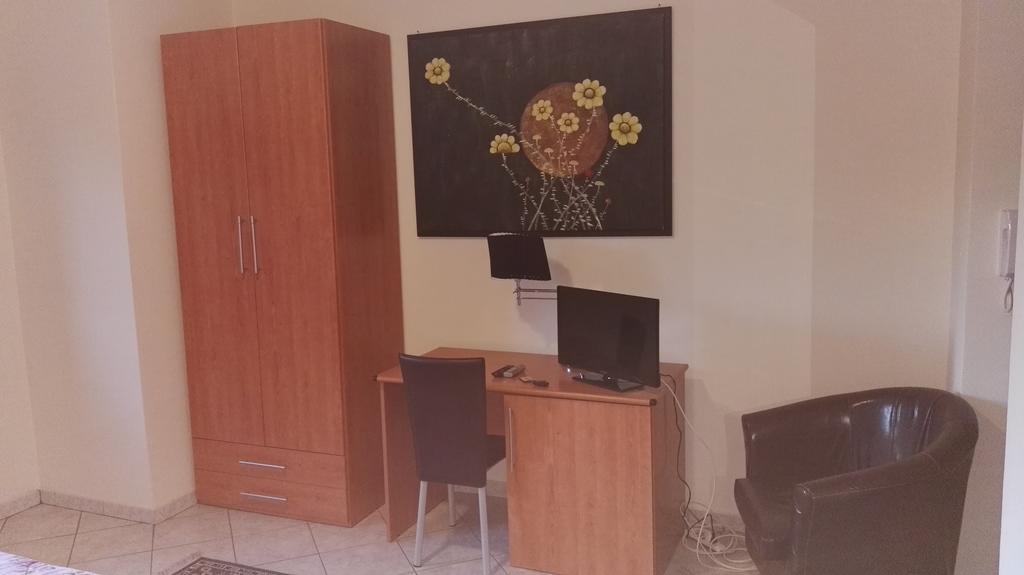 Bed and Breakfast Raggio Di Sole Ренде Экстерьер фото
