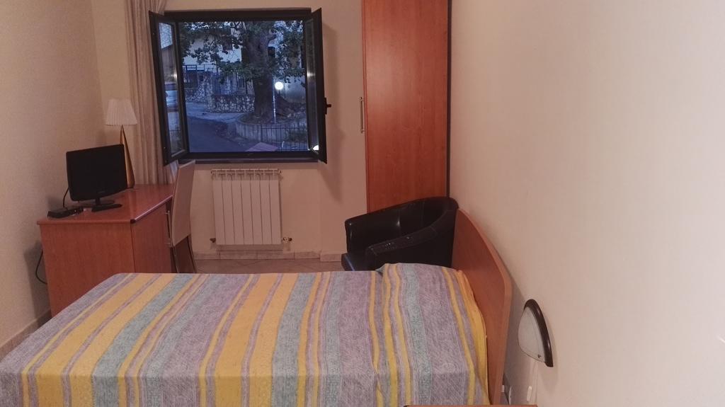 Bed and Breakfast Raggio Di Sole Ренде Экстерьер фото