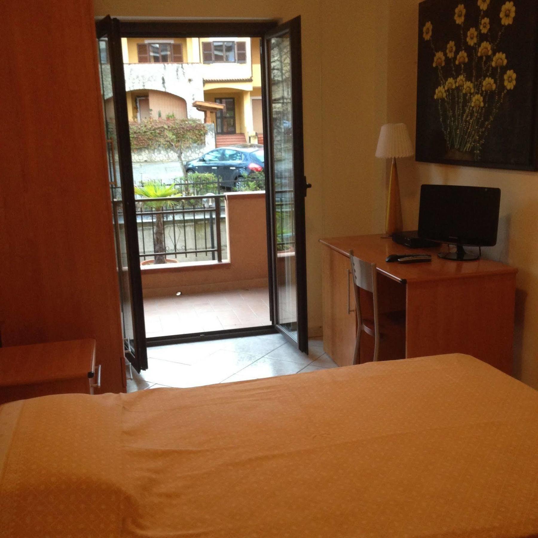 Bed and Breakfast Raggio Di Sole Ренде Экстерьер фото