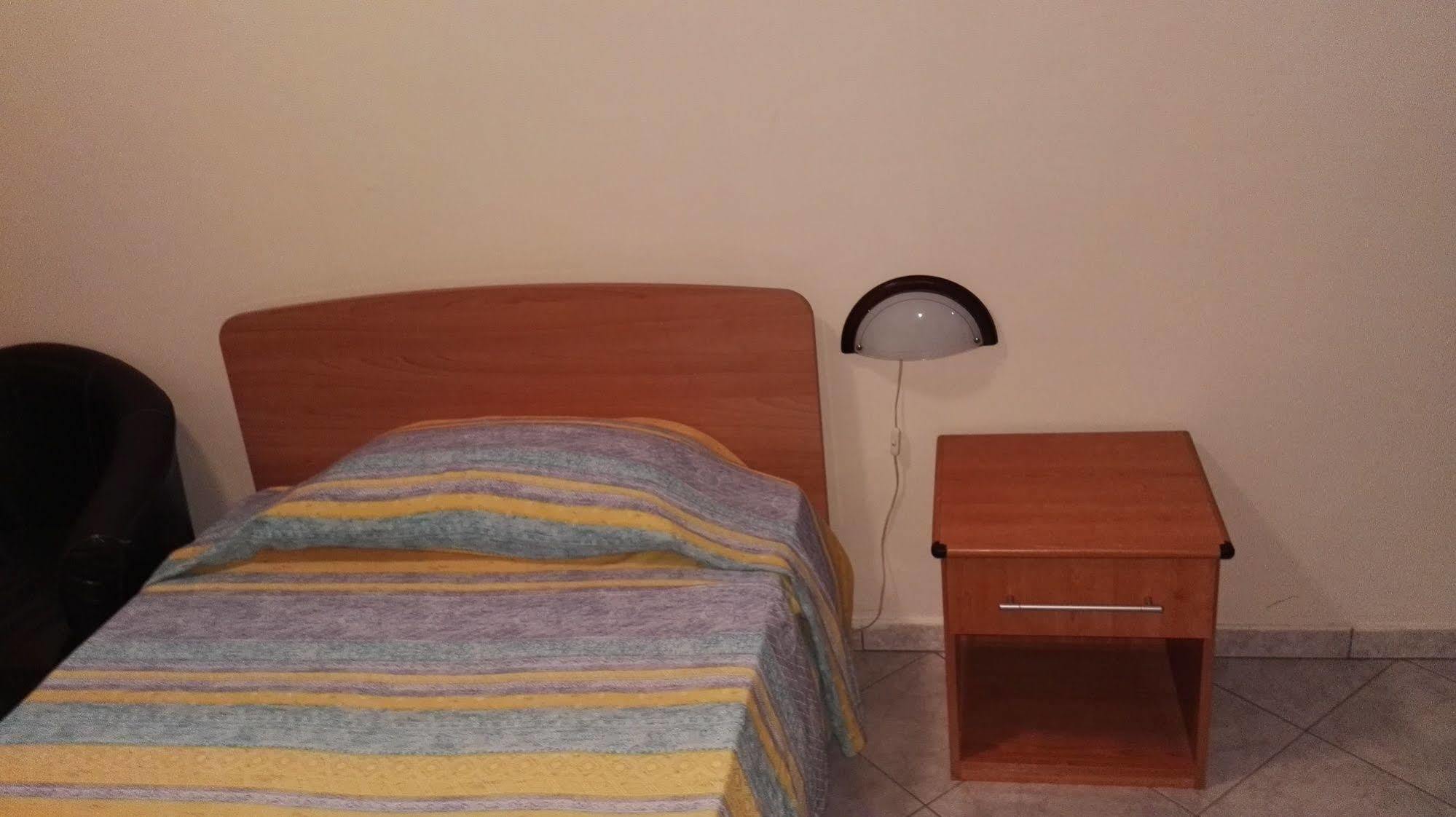 Bed and Breakfast Raggio Di Sole Ренде Экстерьер фото